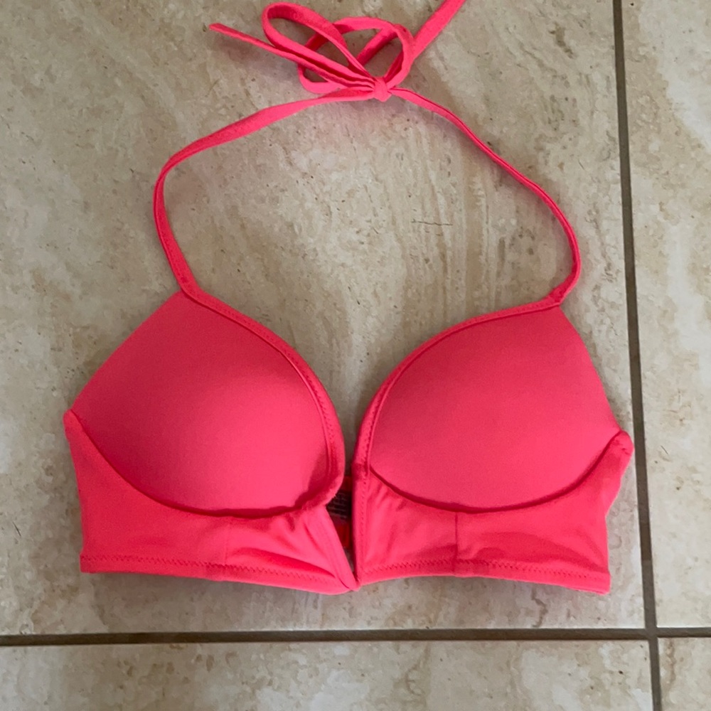NWOT VICTORIAS SECRET PINK BIKINI TOP